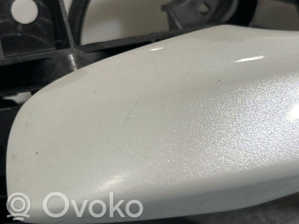 Volkswagen PASSAT B8 Maniglia esterna per portiera anteriore