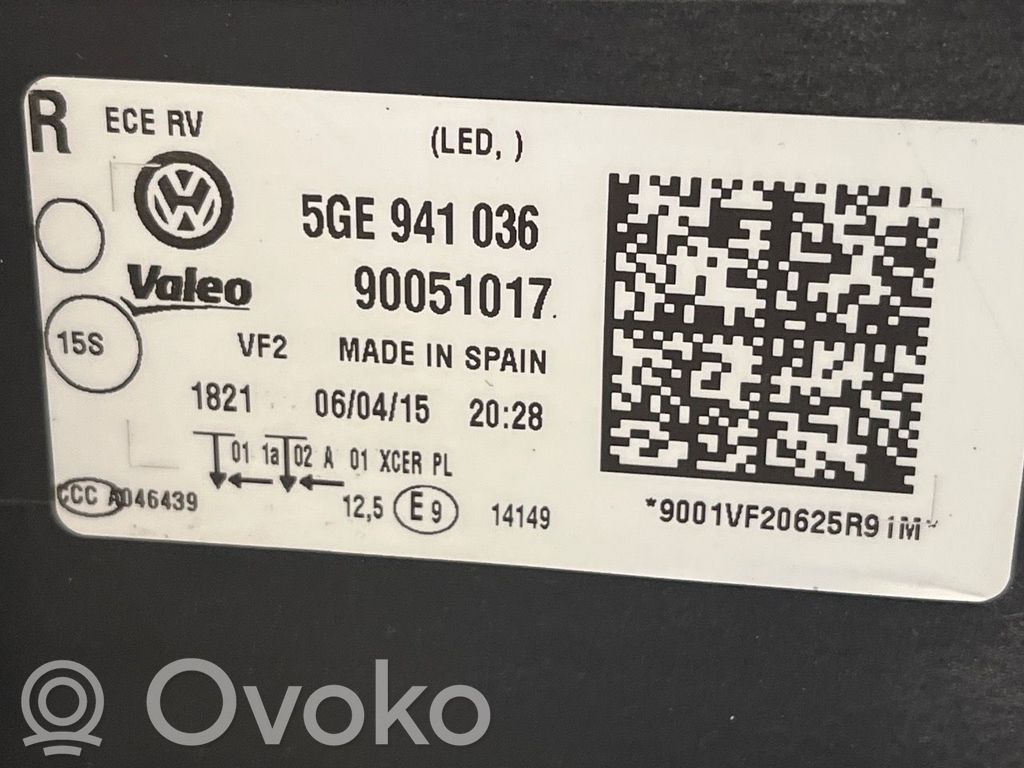 Volkswagen e-Golf Scheinwerfer 