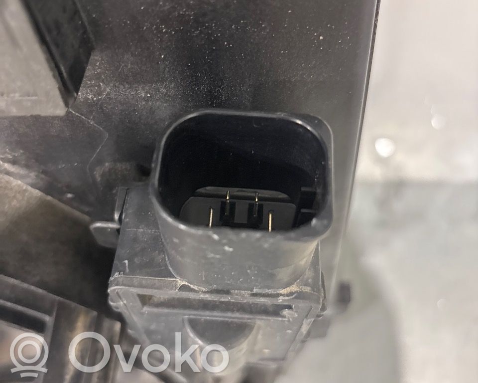 BMW 5 G30 G31 G38 Convogliatore ventilatore raffreddamento del radiatore