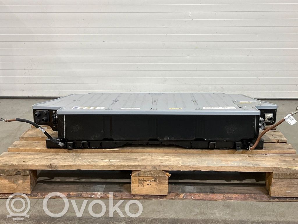 Mercedes-Benz C W205 Hybrid / electric car battery