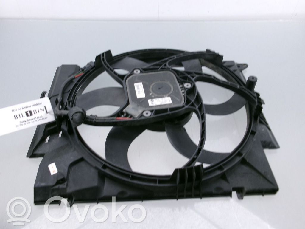 BMW X1 E84 Suport ventilator radiator 