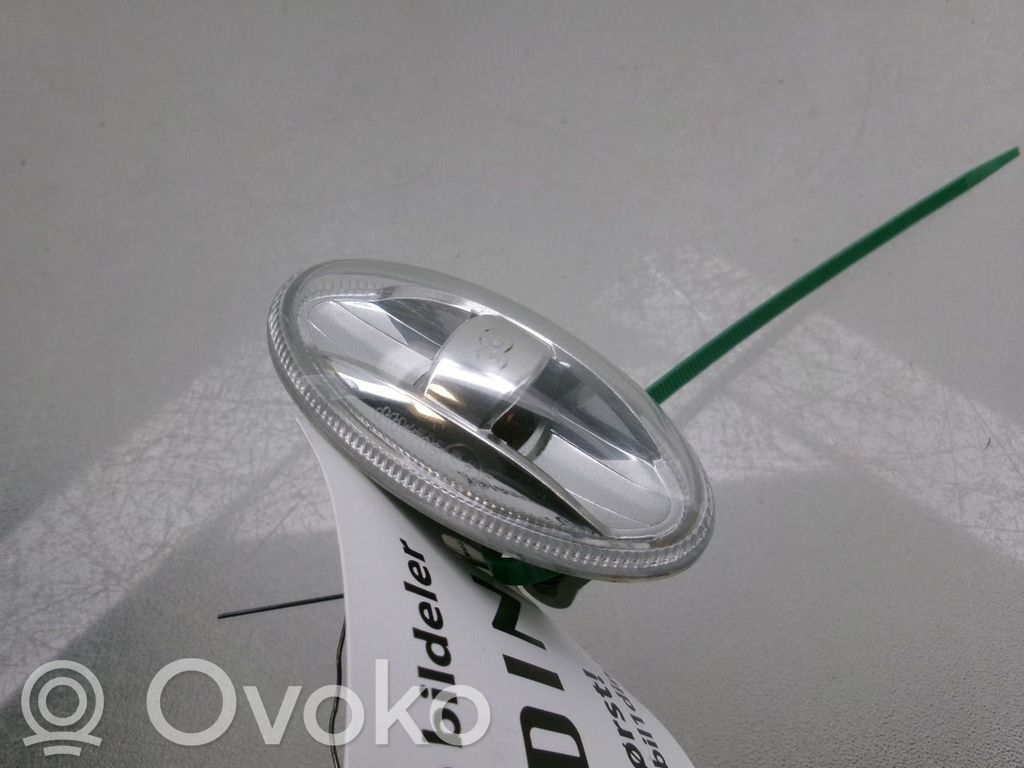 Toyota Proace Semnalizator pe oglindă