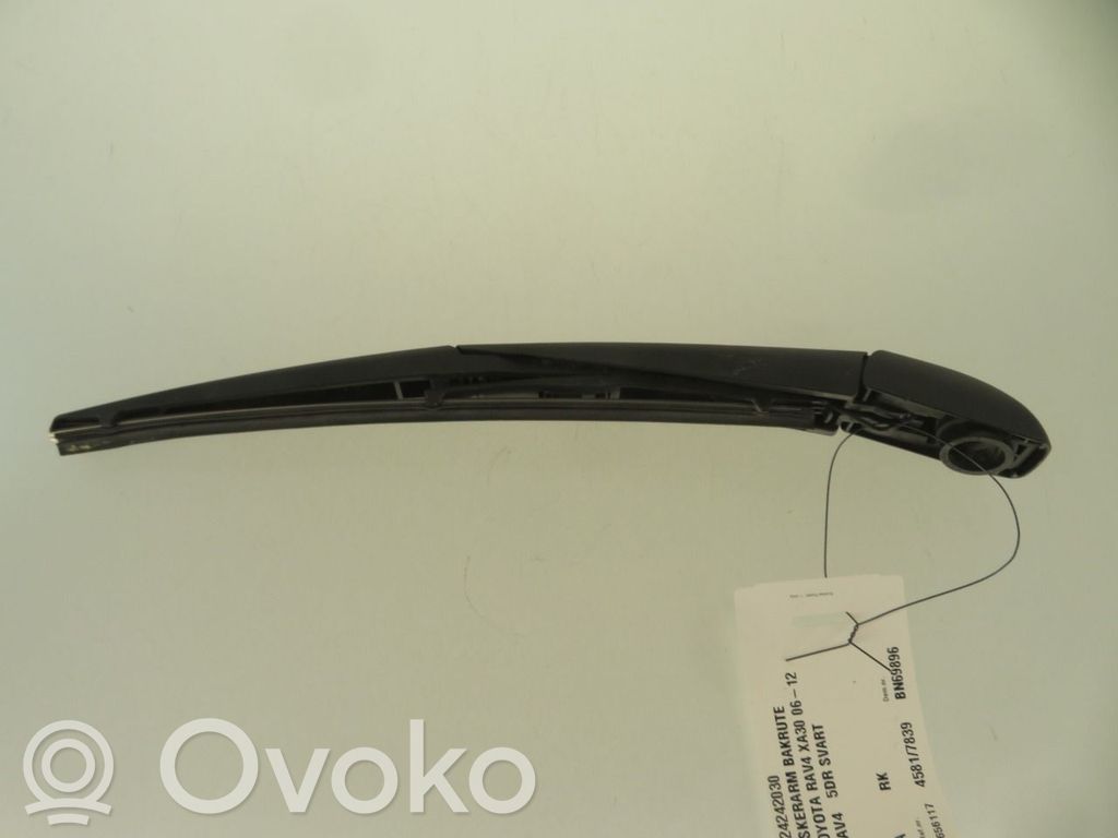Toyota RAV 4 (XA30) Takalasinpyyhkimen sulan varsi
