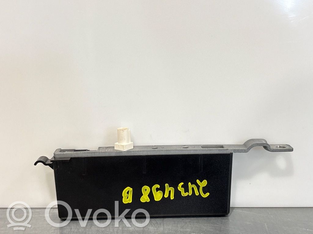 Porsche Cayenne (92A) Amplificatore antenna