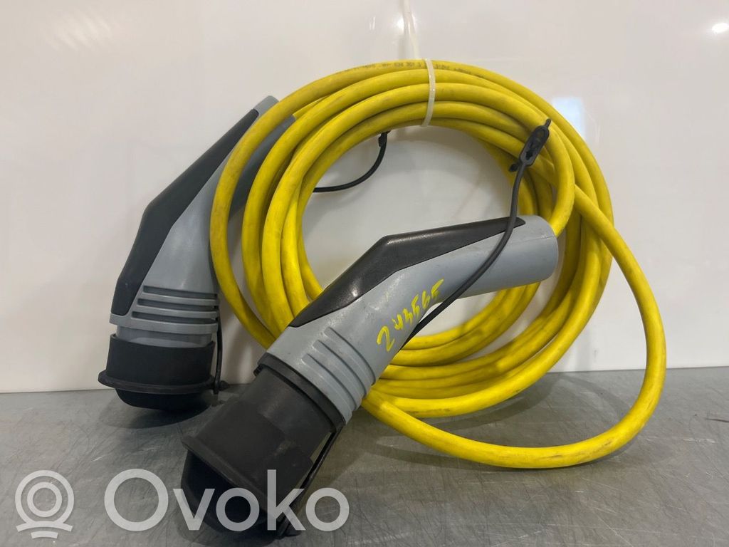 Batterieladegerät zusätzlich   12E971675AB,12E971675AB,12E971675AB,12E971675AB