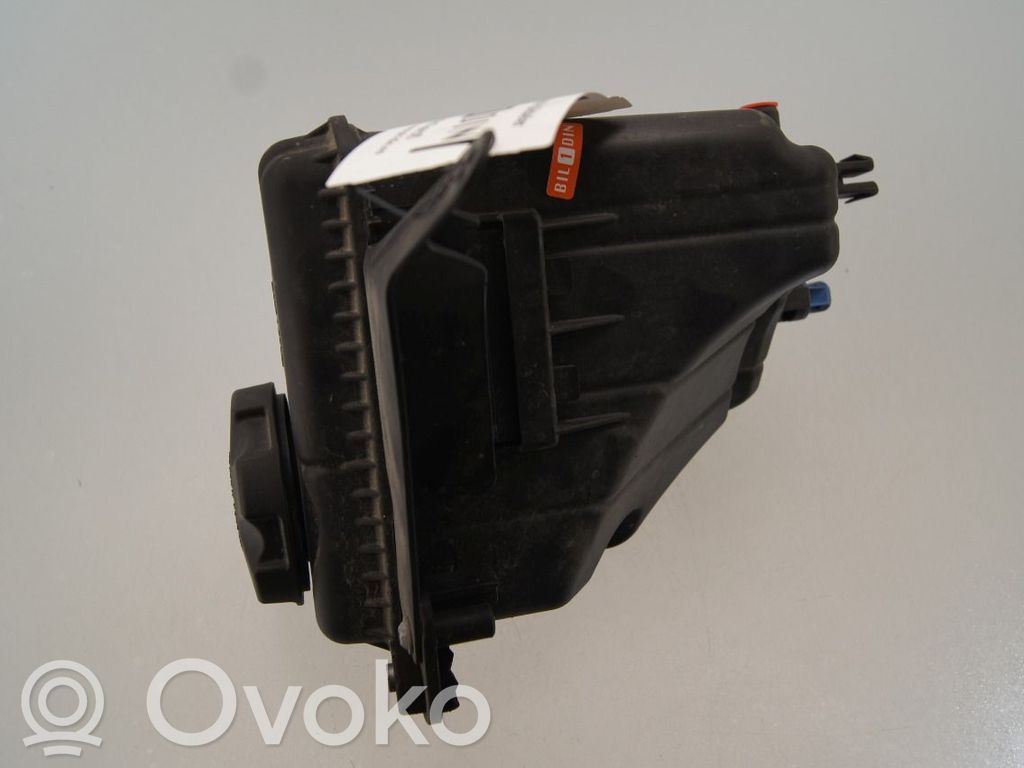 BMW 5 F10 F11 Kraftstoff-Ausgleichsbehälter 