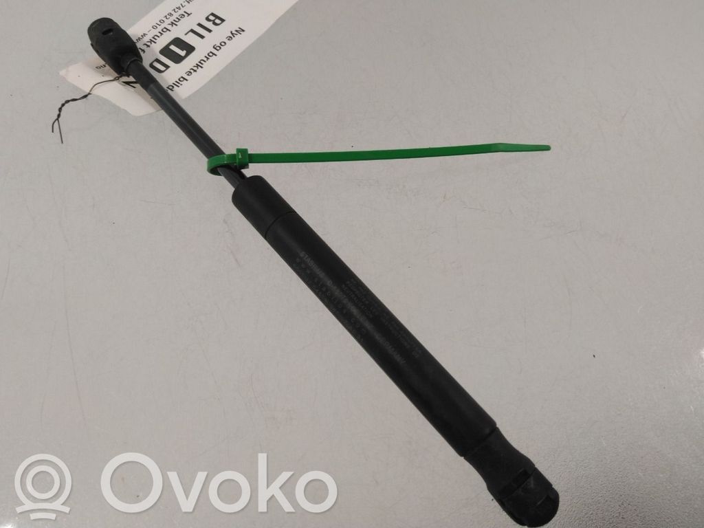 Volvo XC70 Siłownik maski przedniej 