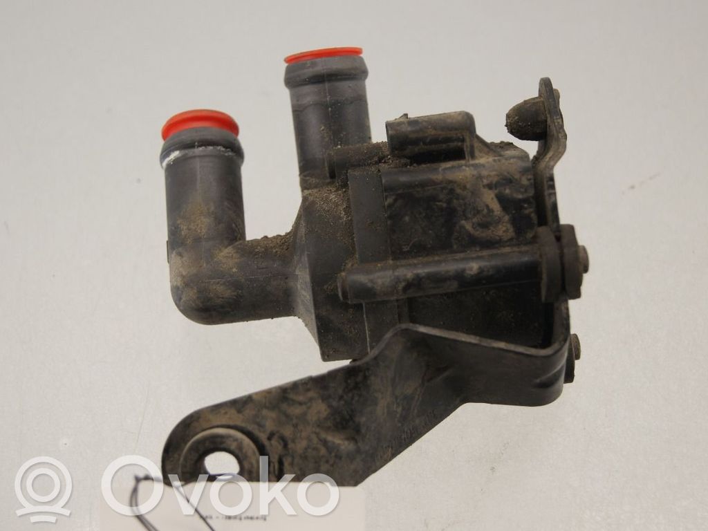 BMW 5 F10 F11 Pompa obiegowa Webasto 