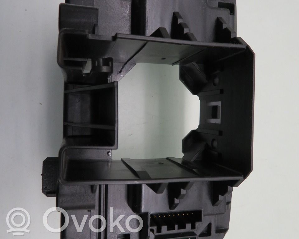 Volvo V70 Muut kytkimet/nupit/vaihtimet