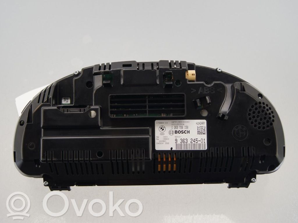 BMW X3 F25 Speedometer (instrument cluster)