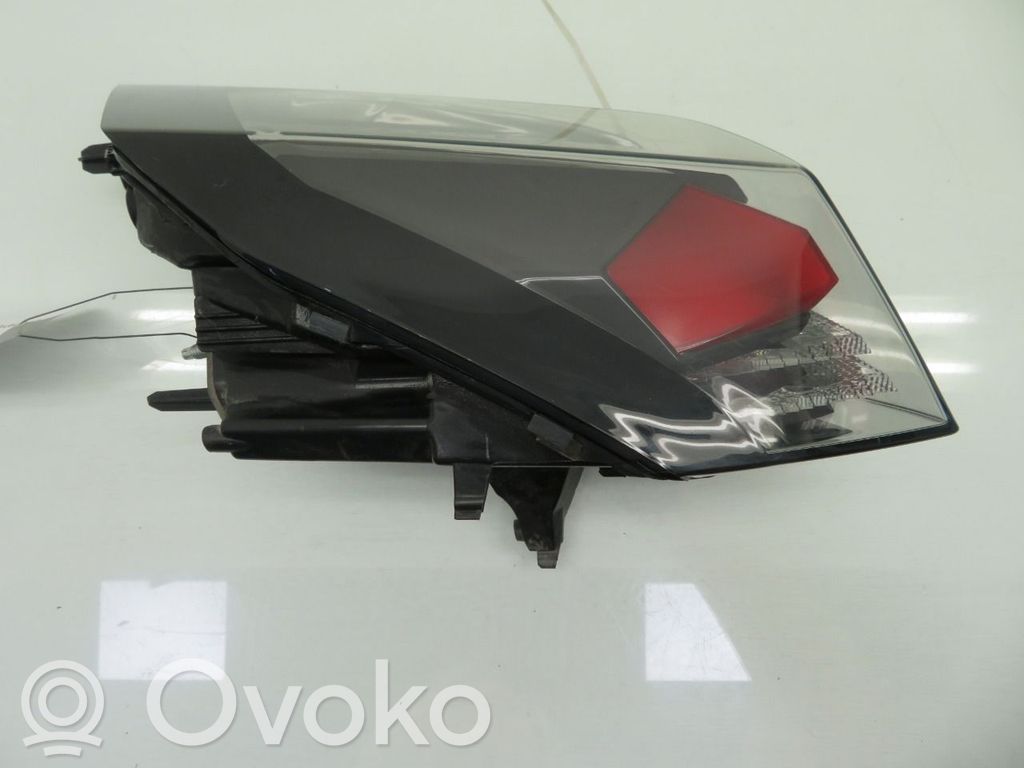 Peugeot 2008 II Galinis žibintas kėbule
