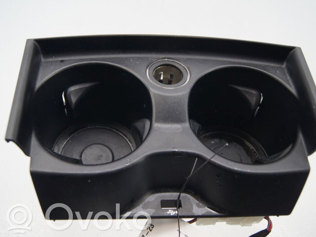 BMW 5 G30 G31 G38 Becherhalter Getränkehalter Cupholder