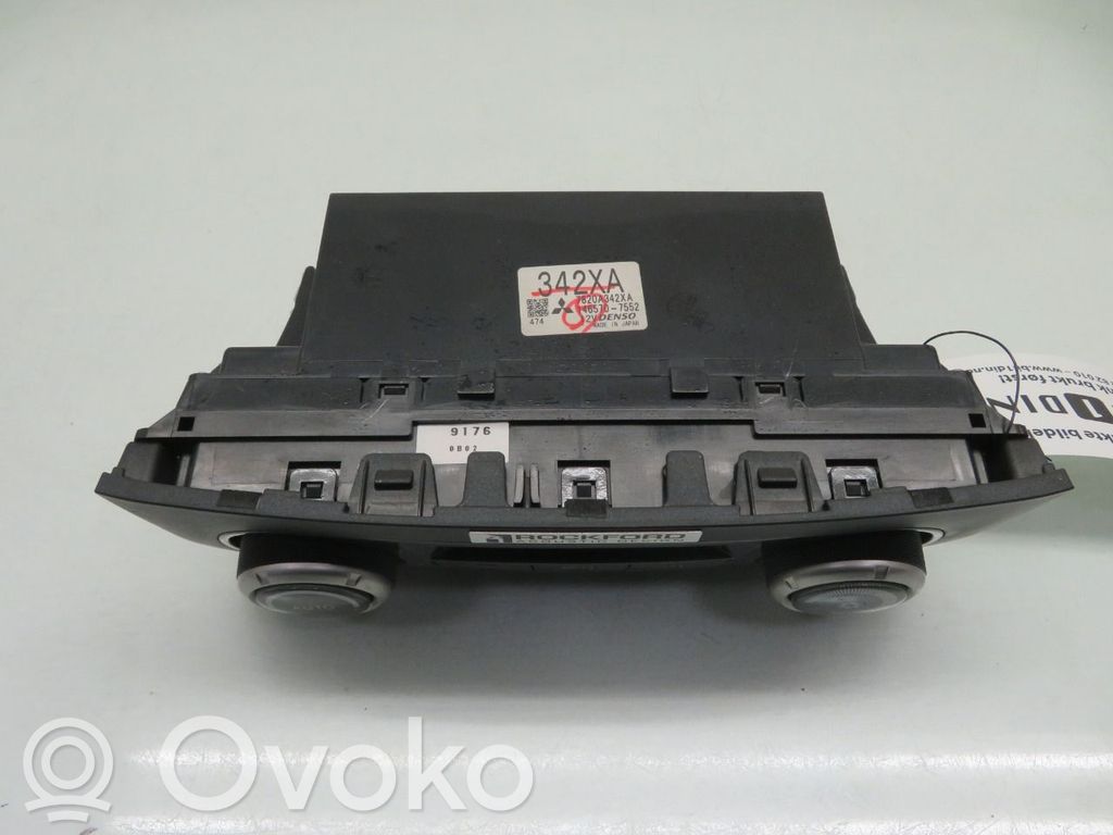Mitsubishi Pajero Moldura del climatizador/control de calefacción