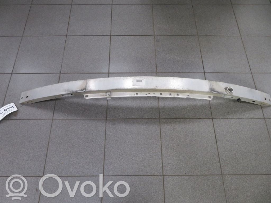 Mercedes-Benz C W204 Belka zderzaka przedniego 