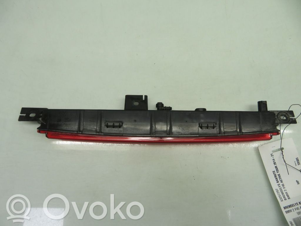 BMW 2 F22 F23 Aizmugurējais lukturis virsbūvē 