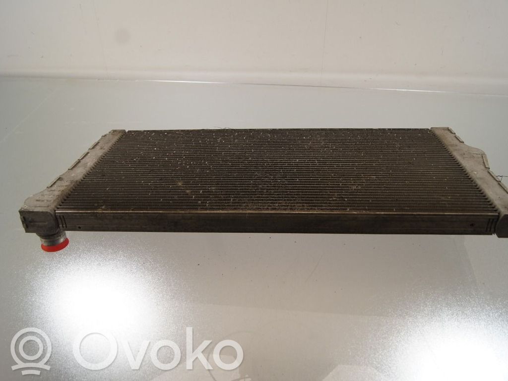 BMW 5 F10 F11 Coolant radiator 