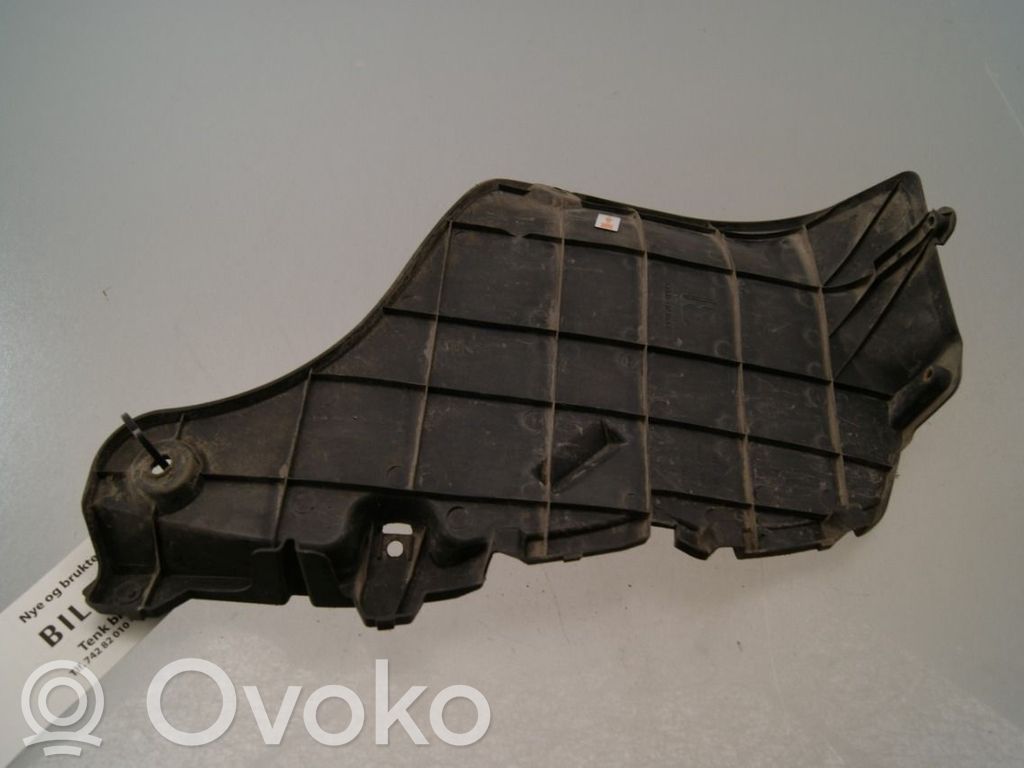 Toyota RAV 4 (XA50) Rear bodywork
