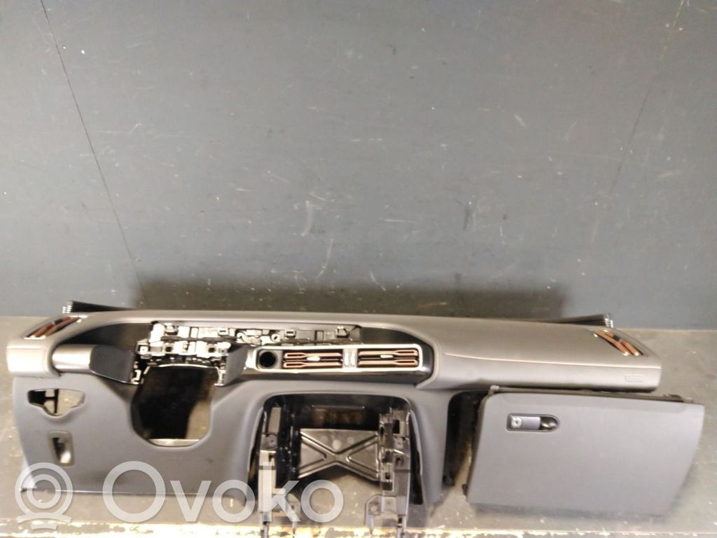 Mercedes-Benz EQC Bord 