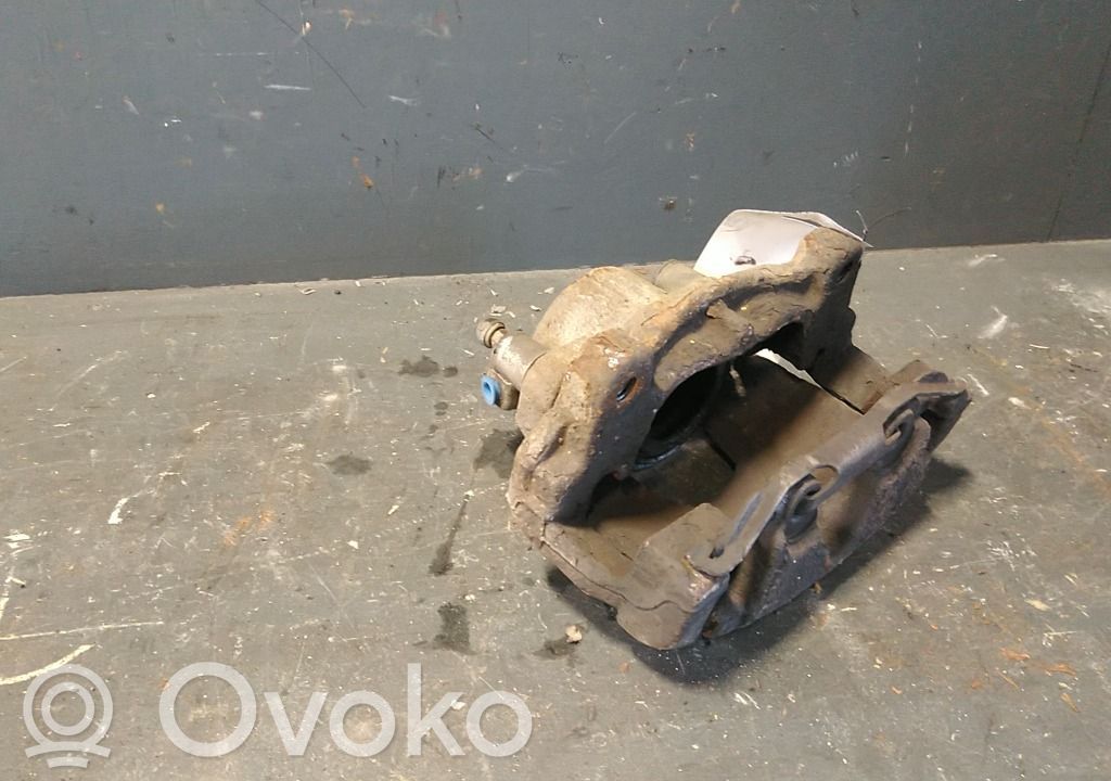 Volvo V60 Priekinis suportas 