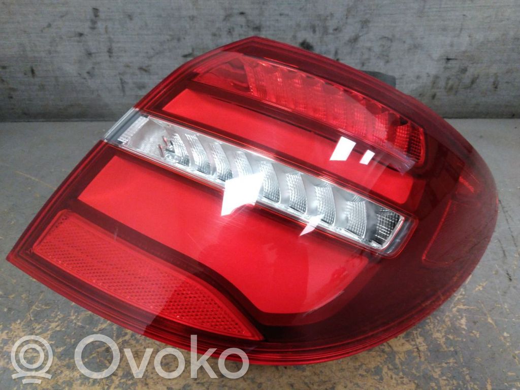 Mercedes-Benz B W246 W242 Lampa tylna 