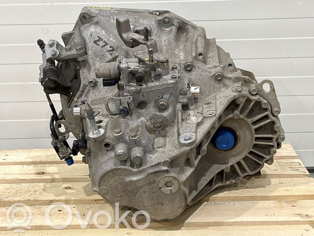 Honda Civic IX Cutie viteze manuală cu 6 trepte 