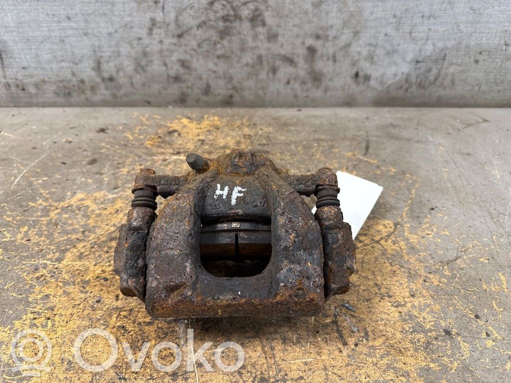 Toyota Avensis T270 Caliper de freno delantero