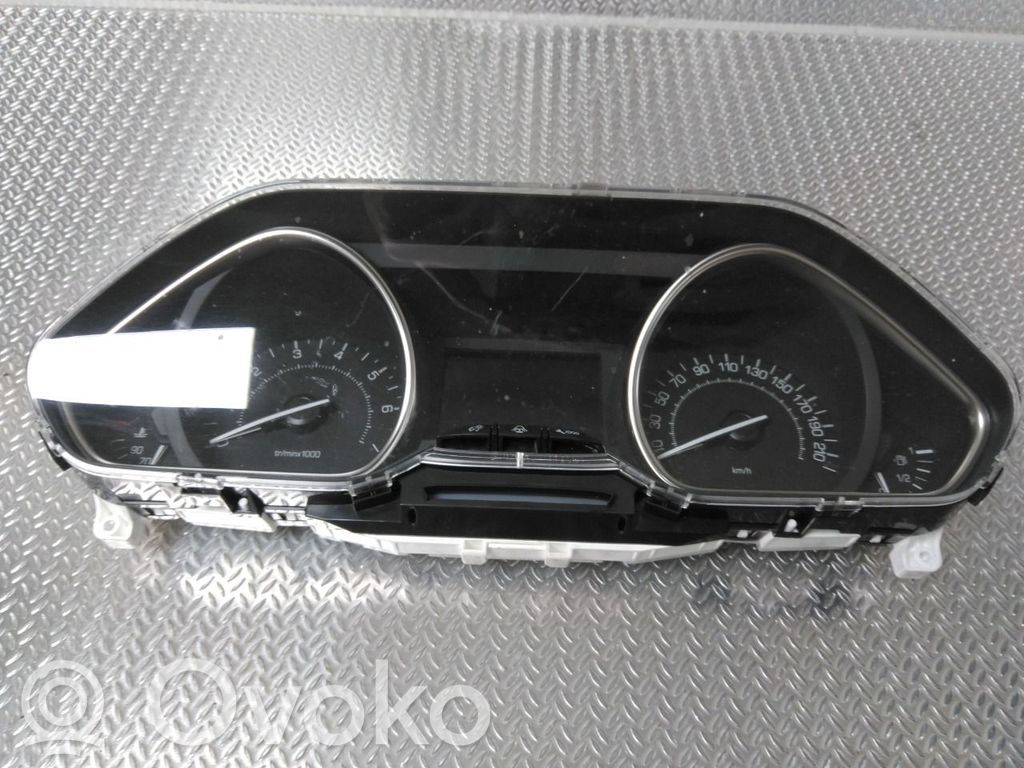 Peugeot 2008 I Nopeusmittari (mittaristo) 