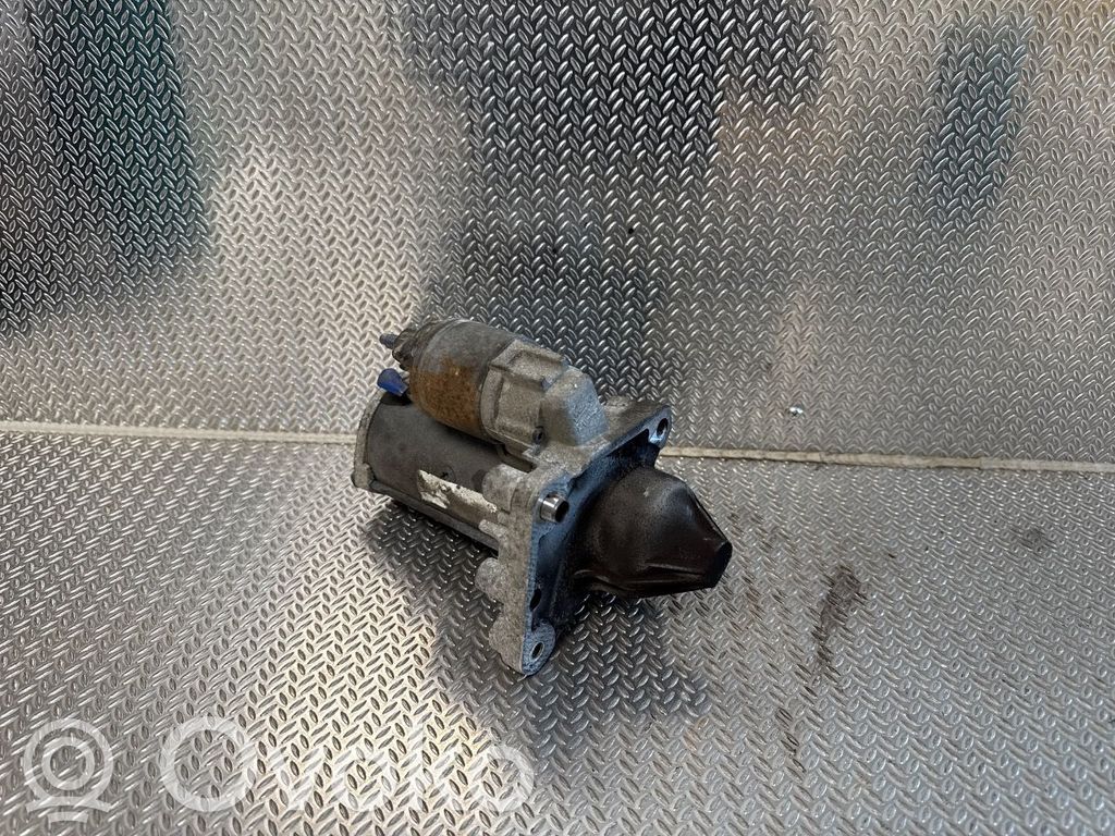 Peugeot 208 I Rozrusznik 