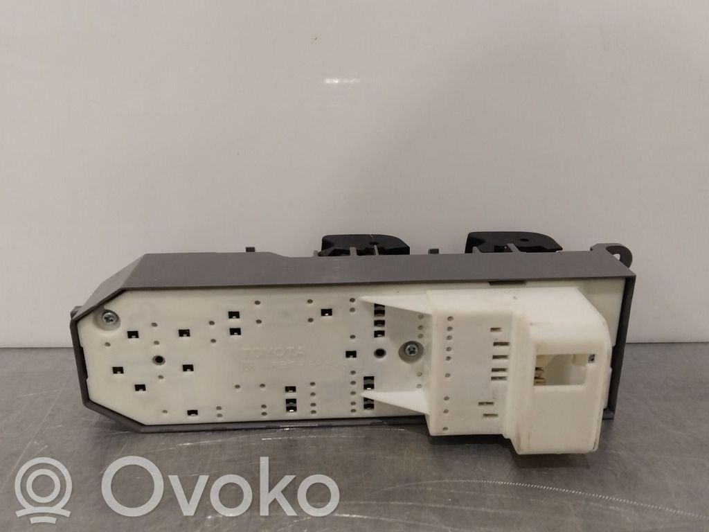 Toyota Urban Cruiser XP110 Electric window control switch