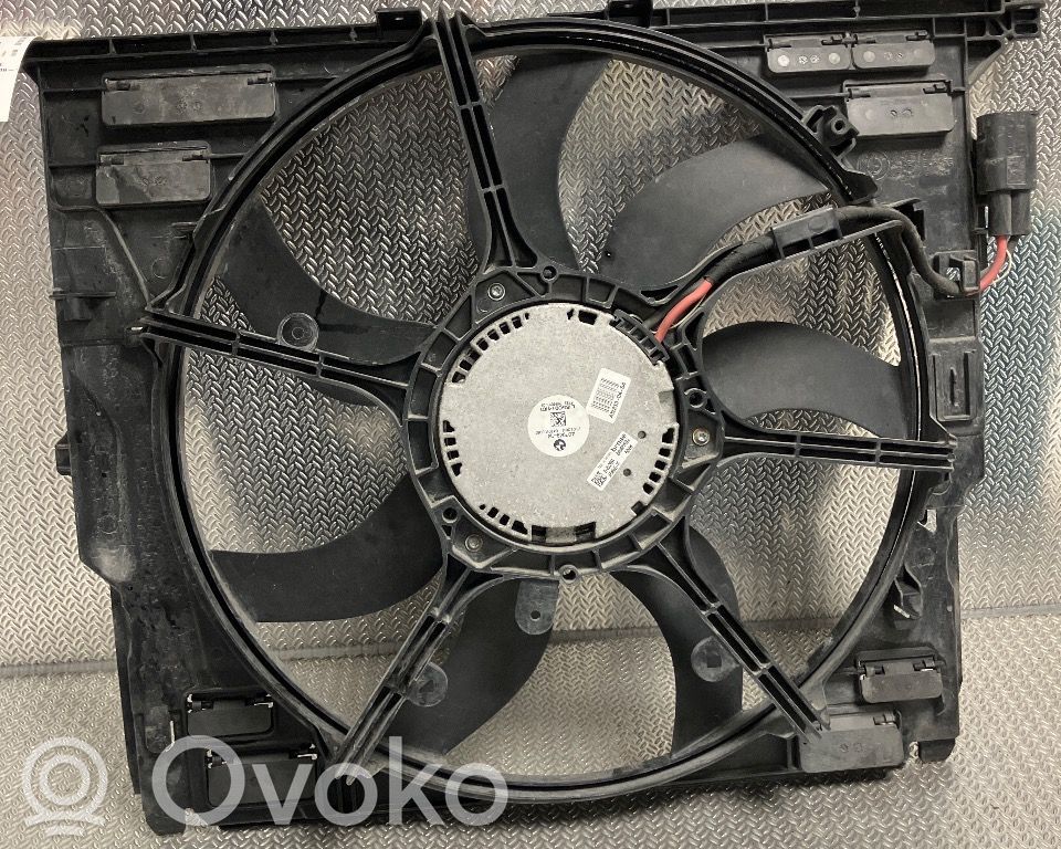 BMW 5 F10 F11 Aro de refuerzo del ventilador del radiador