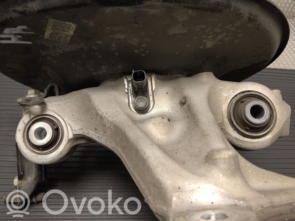 Toyota bZ4X Achsschenkel hinten