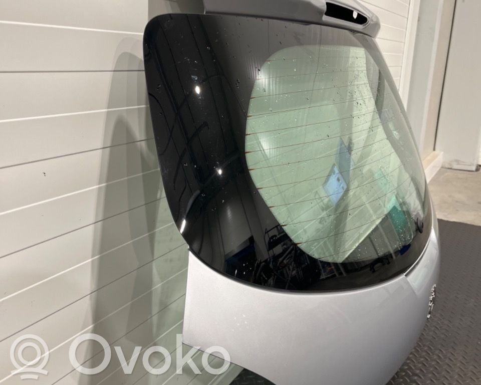Peugeot 208 I Takaluukun/tavaratilan kansi 