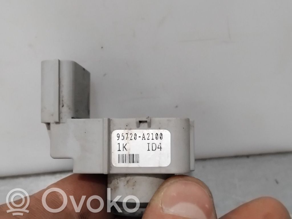KIA Ceed Включатель датчиков парковки