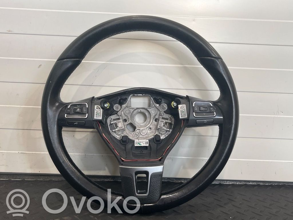 Volkswagen Golf VI Lenkrad 