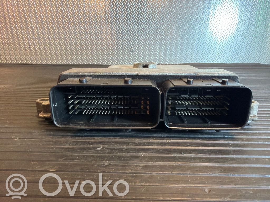 Peugeot 2008 I Komputer / Sterownik ECU silnika 