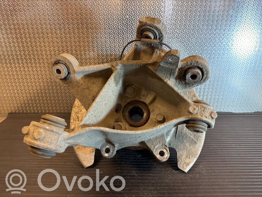 Tesla Model Y Olka-akselin laakeripesä 