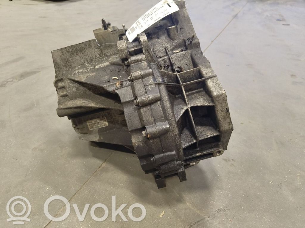 Ford Kuga II Cutie viteze manuală cu 6 trepte