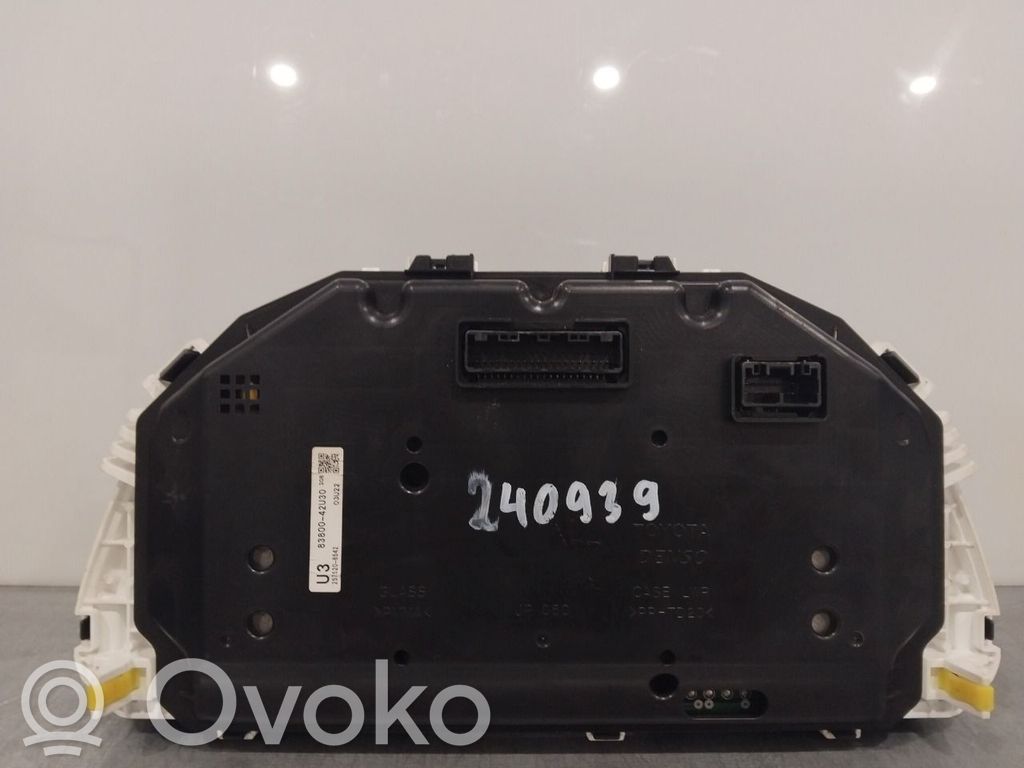 Toyota RAV 4 (XA40) Compteur de vitesse tableau de bord