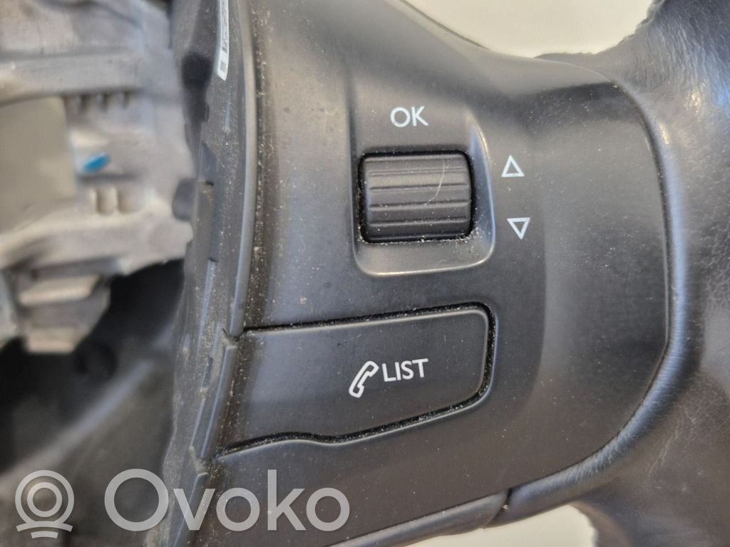 Peugeot 2008 I Volan