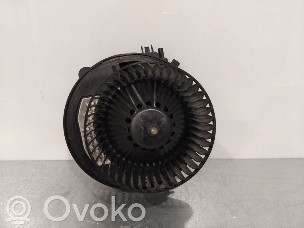 Skoda Superb B8 (3V) Ventilator aerotermă 
