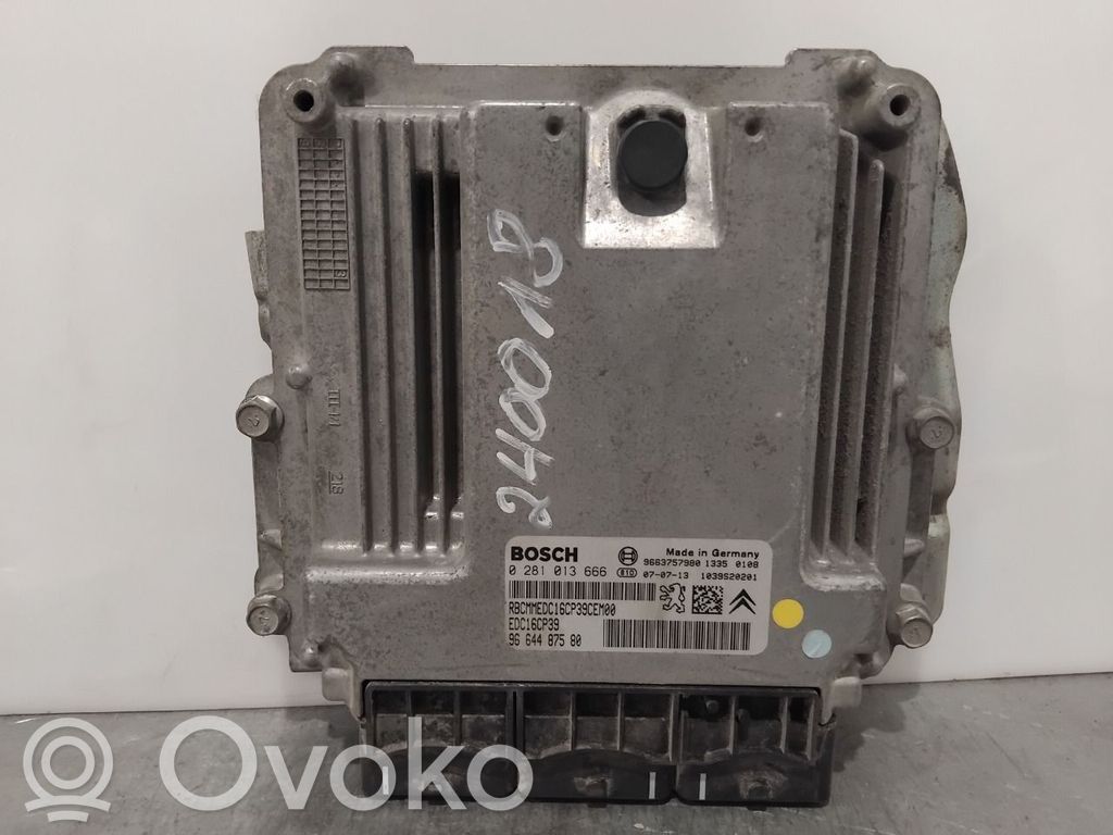 Citroen C-Crosser Komputer / Sterownik ECU silnika 