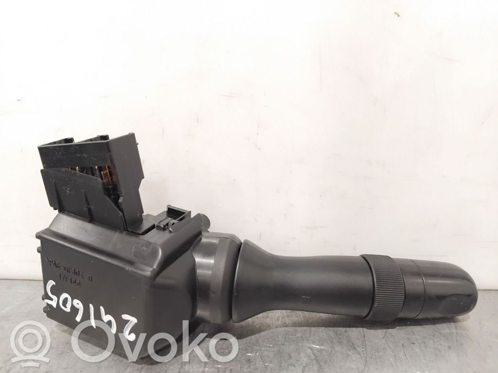 Toyota Avensis T270 Palanca de control del limpiaparabrisas 