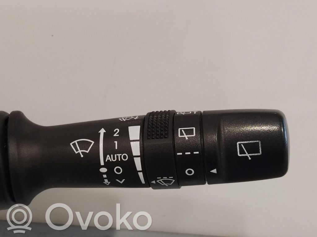 KIA Rio Interrupteur / bouton multifonctionnel