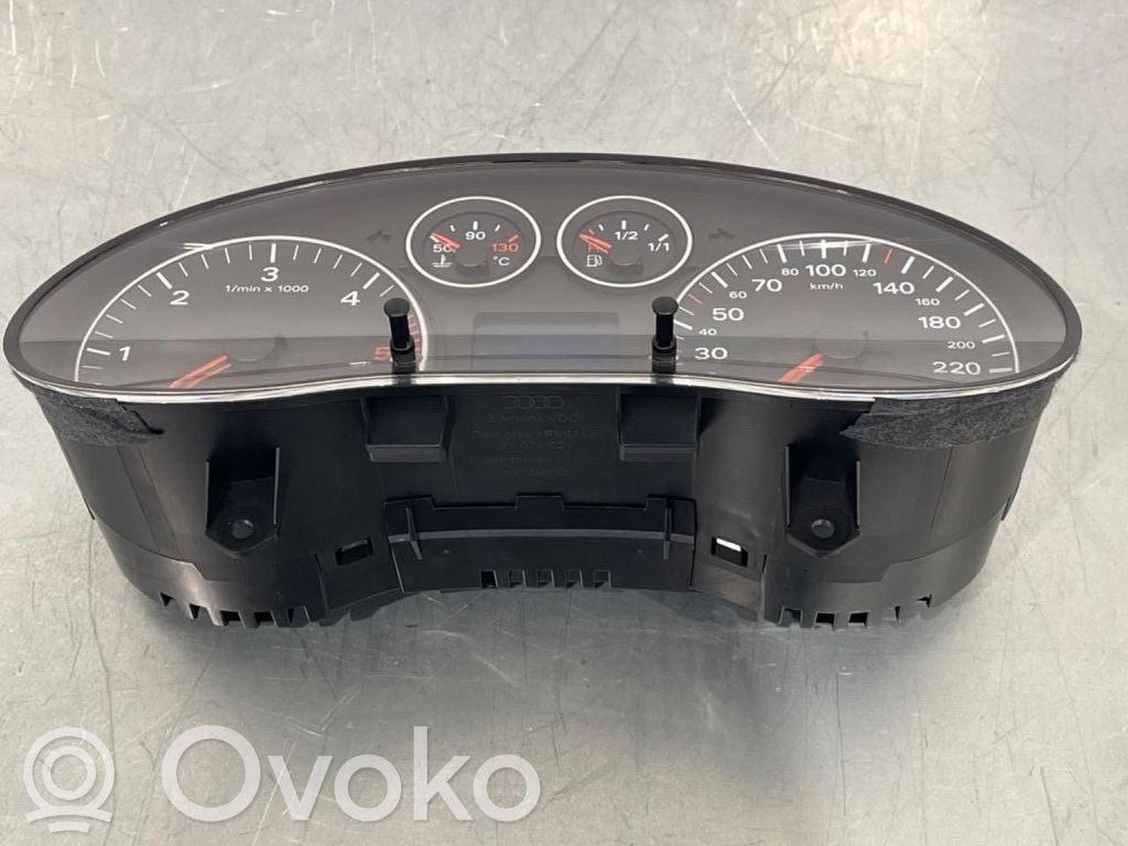 Audi A3 S3 8P Nopeusmittari (mittaristo) 