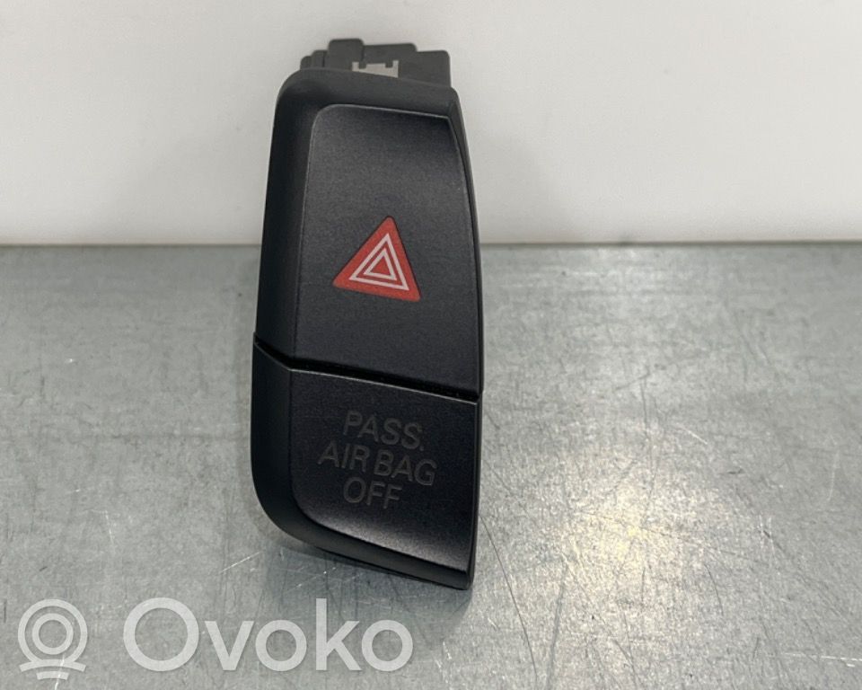 Audi A4 S4 B8 8K Interrupteur feux de détresse