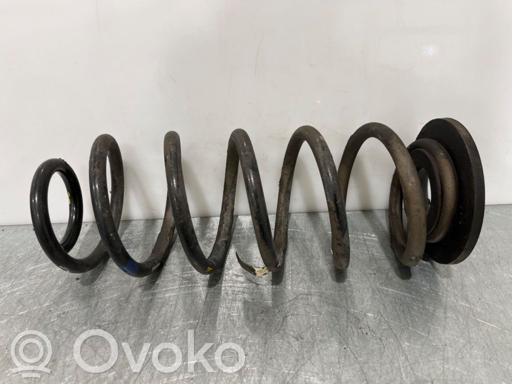 KIA Rio Takakierrejousen kumituenta