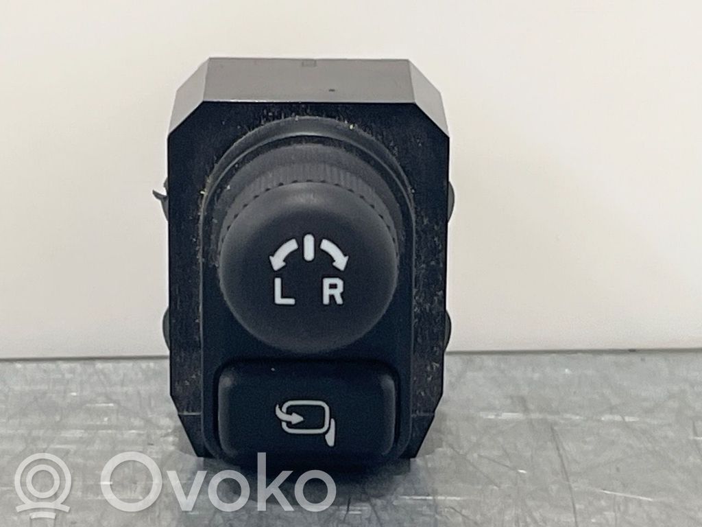 Suzuki SX4 S-Cross Wing mirror switch 