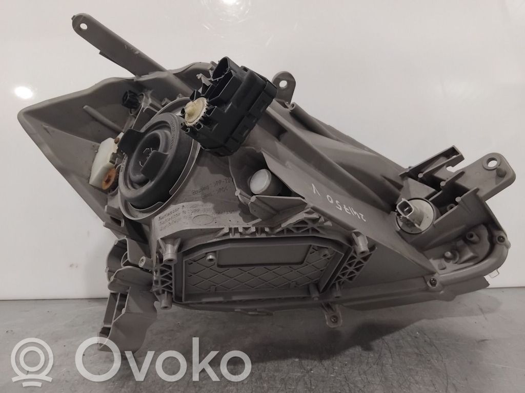 Subaru Justy Lampa przednia 