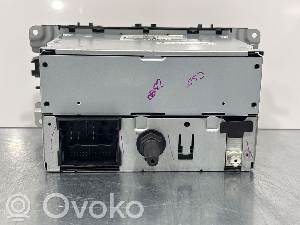 Ford Focus Radio / CD-Player / DVD-Player / Navigation 