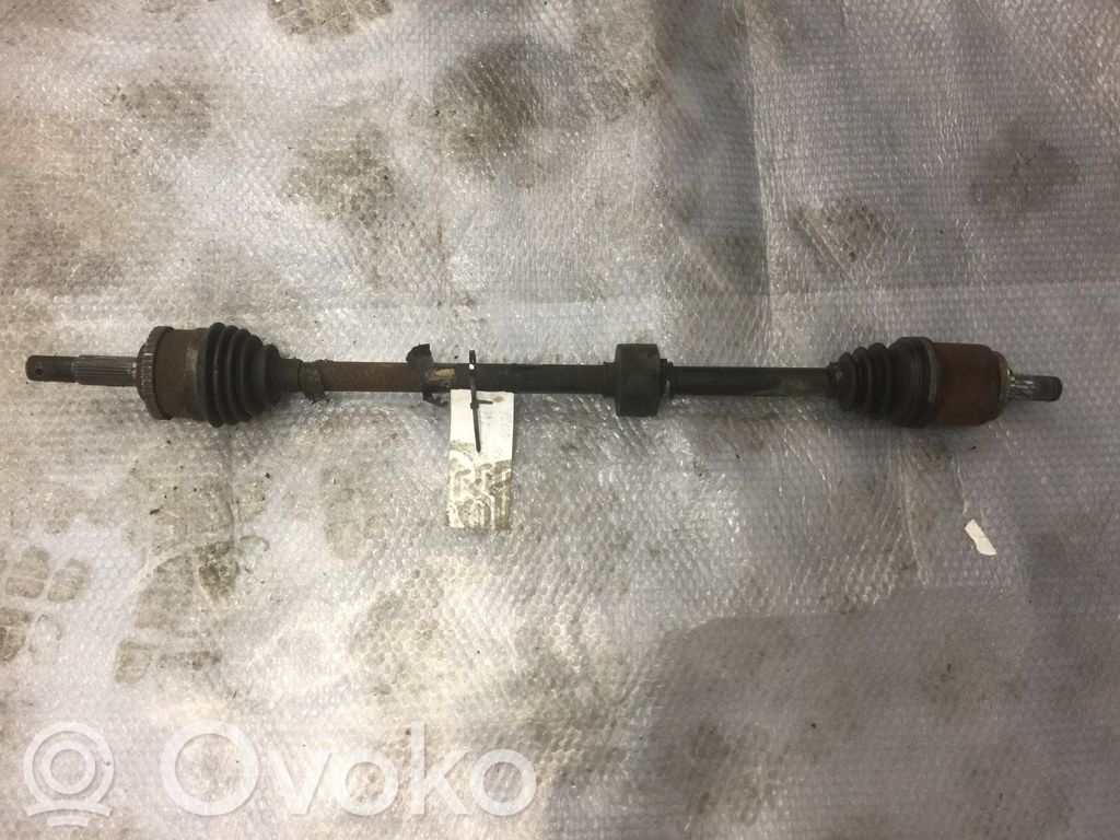 Nissan Primera Arbre d'entraînement avant 